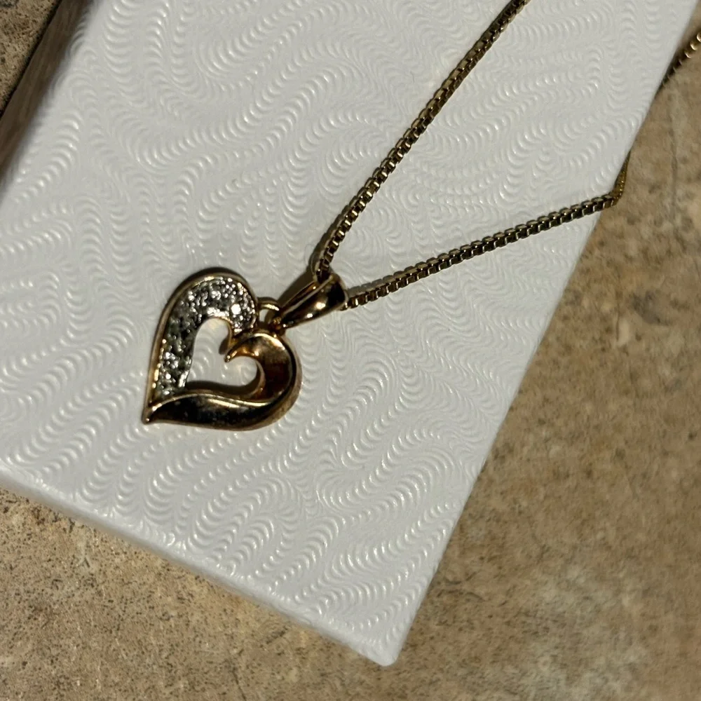 Vintage 925 Sterling Silver Gold Tone CZ Open Heart Pendant Necklace 3.11g